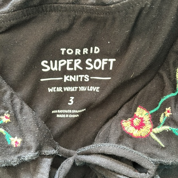 Torrid Sz 3 top - Picture 4 of 4